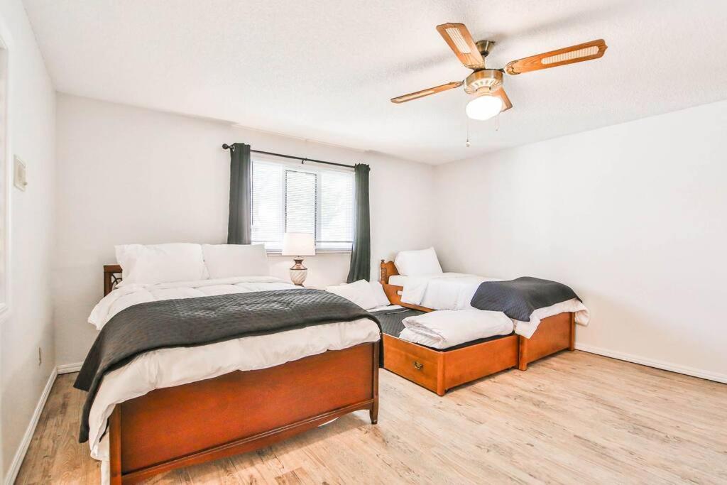Hot Tub, Privacy, Sleeps 11 & Tons Of Space! Lubbock Dış mekan fotoğraf